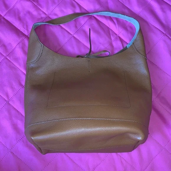 🆕 J CREW DOWNING HOBO BAG NWT #B9021 $198
ENGLISH SADDLE LEATHER - Picture 4 of 7